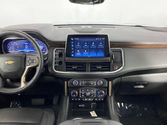 2023 Chevrolet Suburban Vehicle Photo in BROCKTON, MA 02301-7113