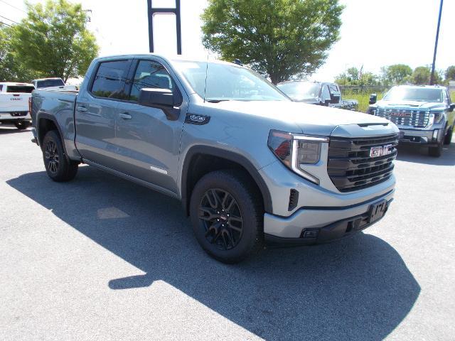 2025 GMC Sierra 1500 Vehicle Photo in LOWELL, MA 01852-4336