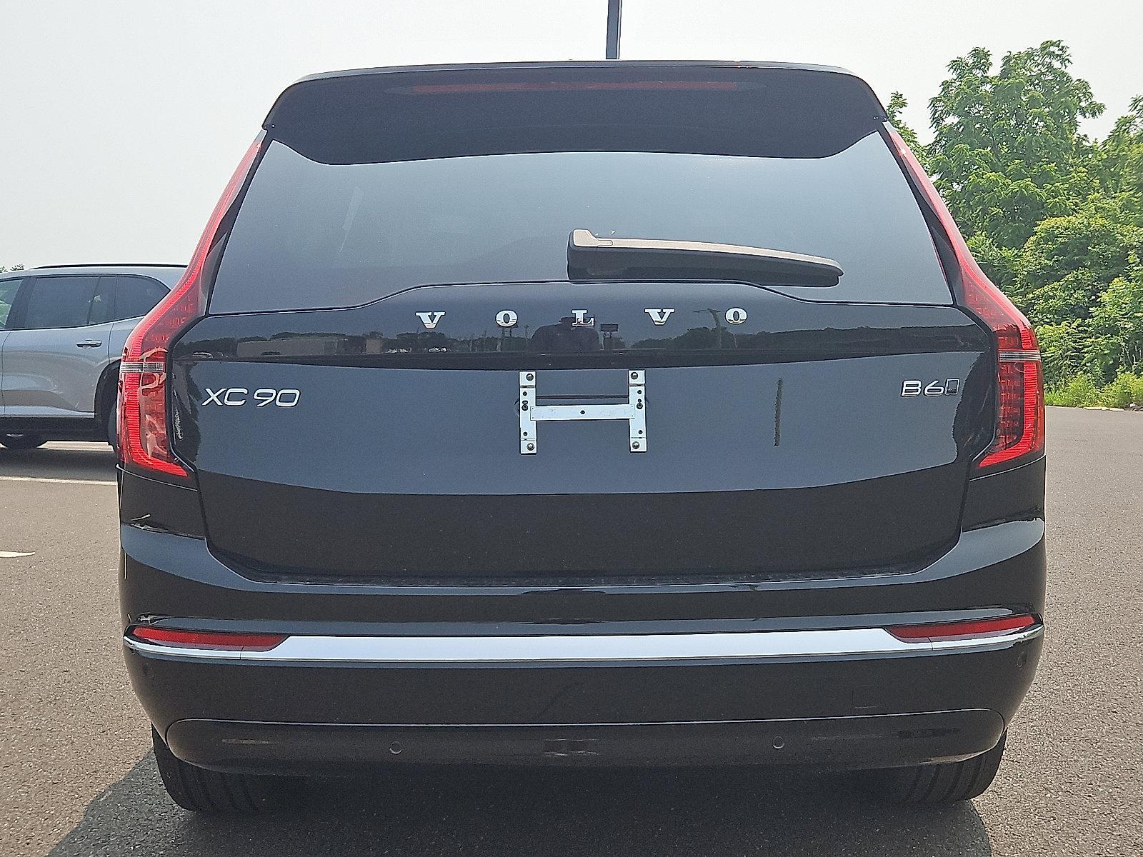 2025 Volvo XC90 Vehicle Photo in Trevose, PA 19053