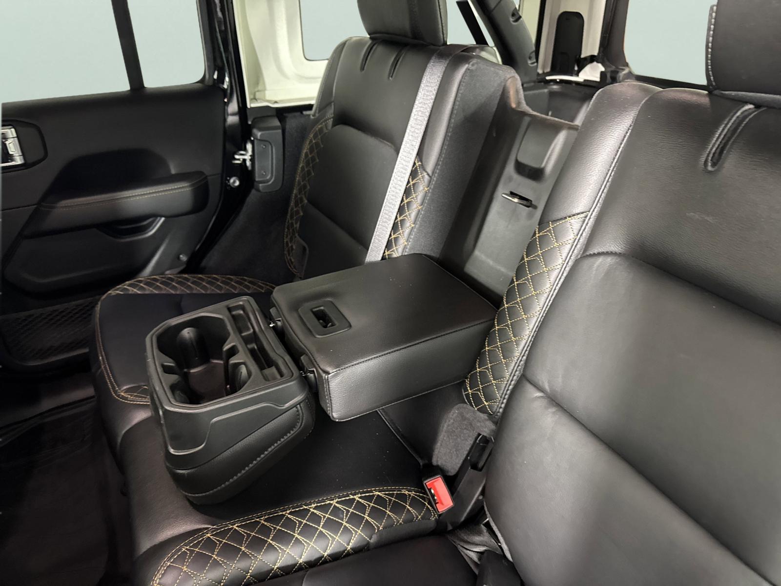2021 Jeep Wrangler Vehicle Photo in GEORGETOWN, TX 78626-7508