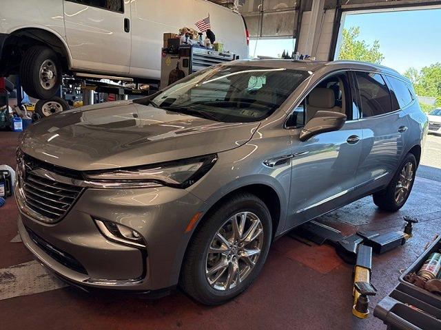 2023 Buick Enclave Vehicle Photo in TREVOSE, PA 19053-4984