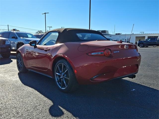 2016 Mazda MX-5 Miata Vehicle Photo in New Bloomfield, PA 17068