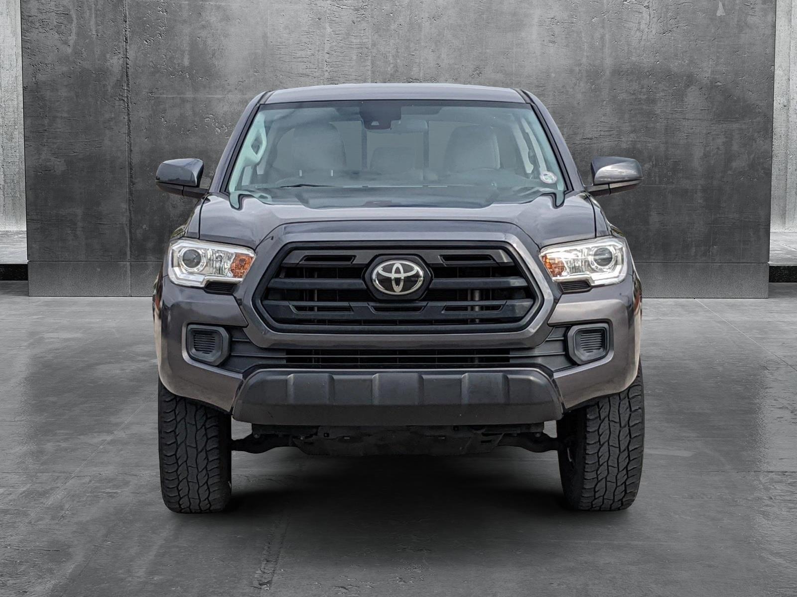 2019 Toyota Tacoma 2WD Vehicle Photo in Davie, FL 33331