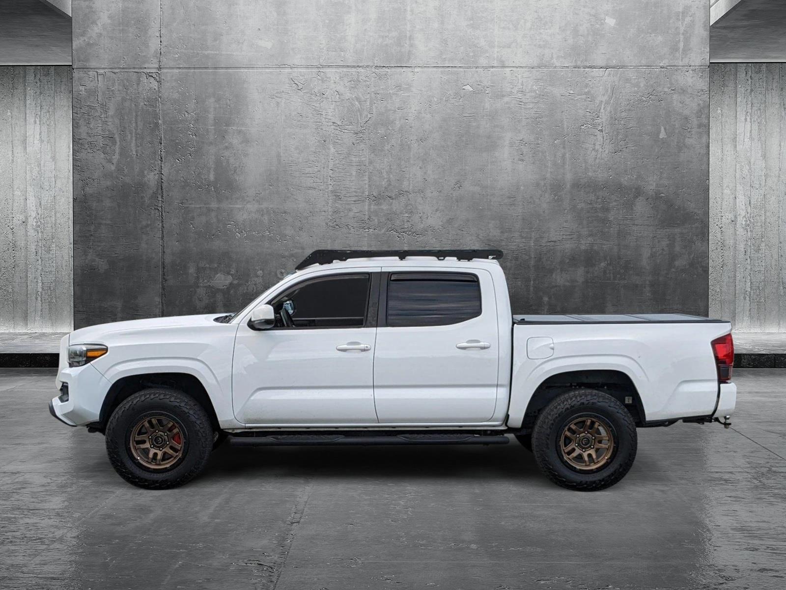 2019 Toyota Tacoma 2WD Vehicle Photo in Ft. Myers, FL 33907