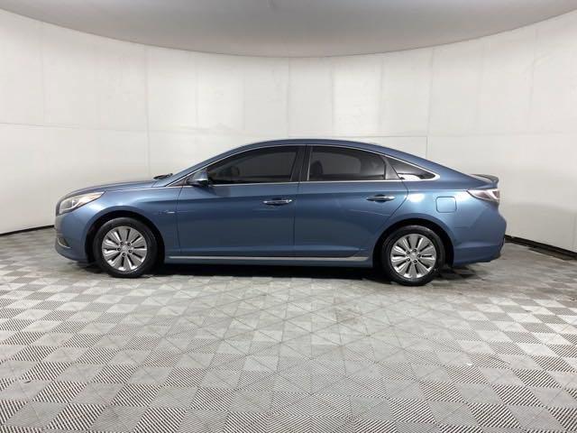 2016 Hyundai Sonata Hybrid Vehicle Photo in MEDINA, OH 44256-9001