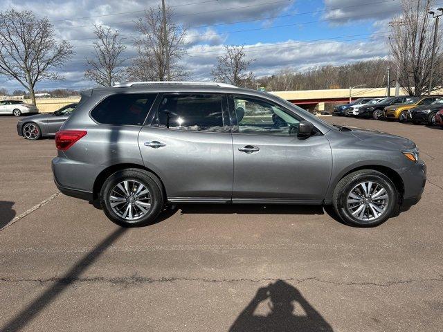 2019 Nissan Pathfinder Vehicle Photo in Willow Grove, PA 19090