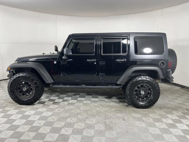 2011 Jeep Wrangler Unlimited Vehicle Photo in MEDINA, OH 44256-9001