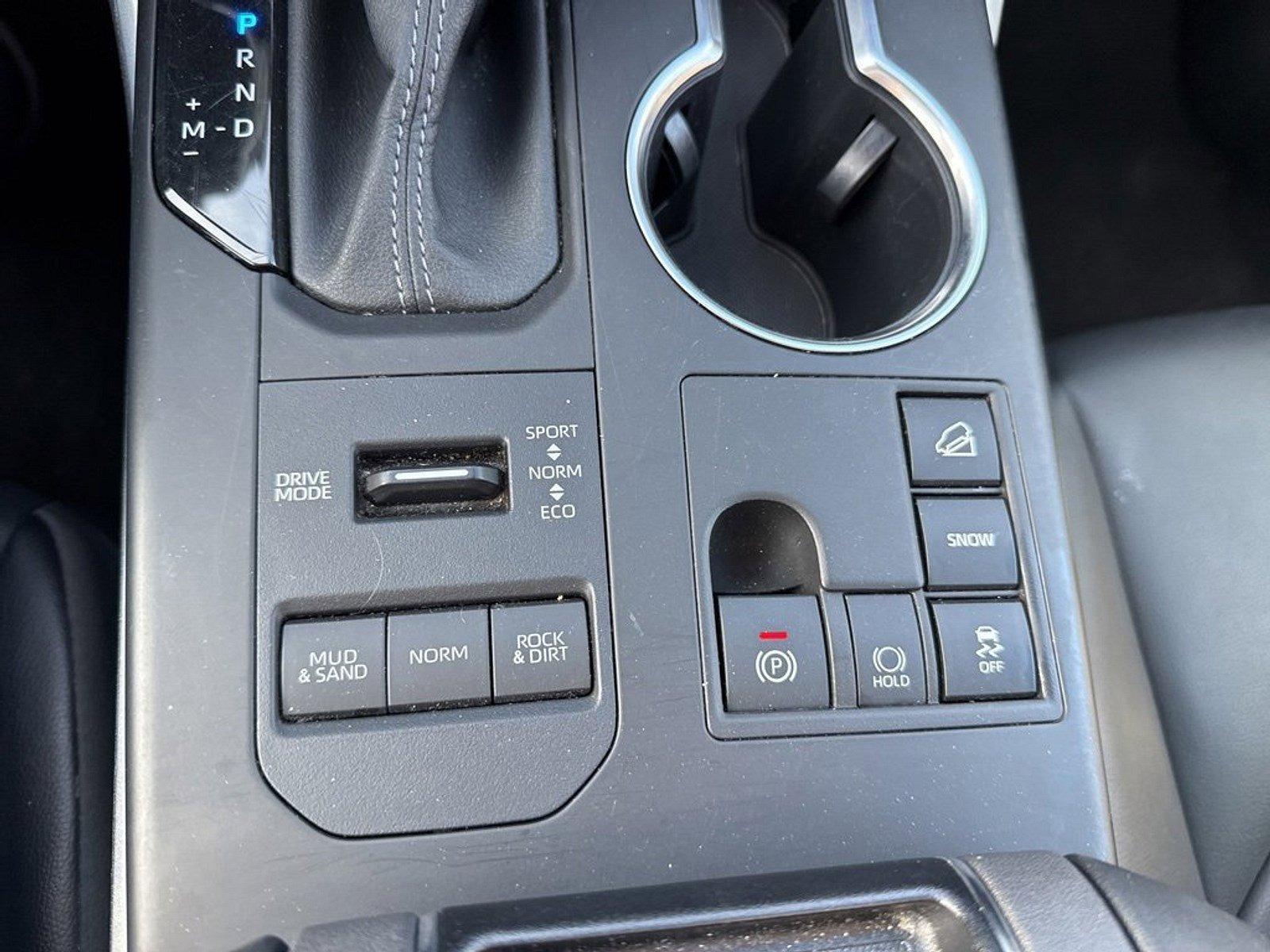 2023 Toyota Highlander Vehicle Photo in Harrisburg, PA 17111