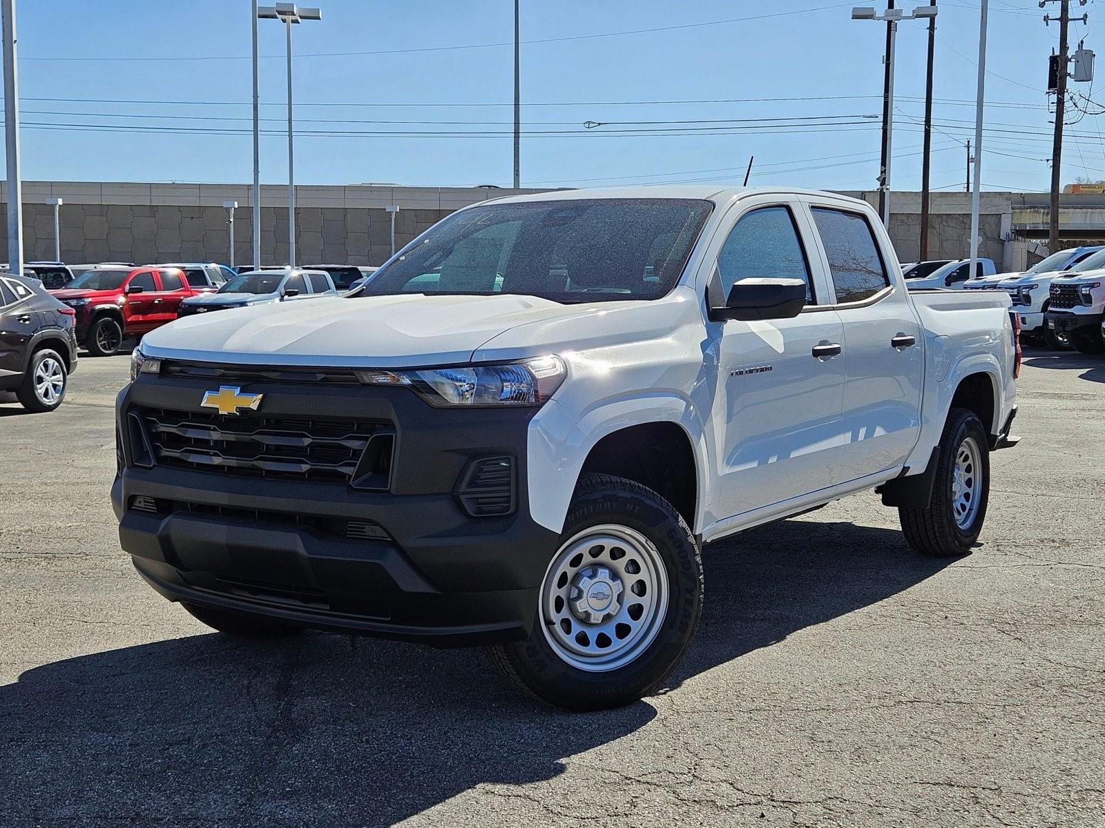 2024 Chevrolet Colorado Vehicle Photo in AUSTIN, TX 78759-4154