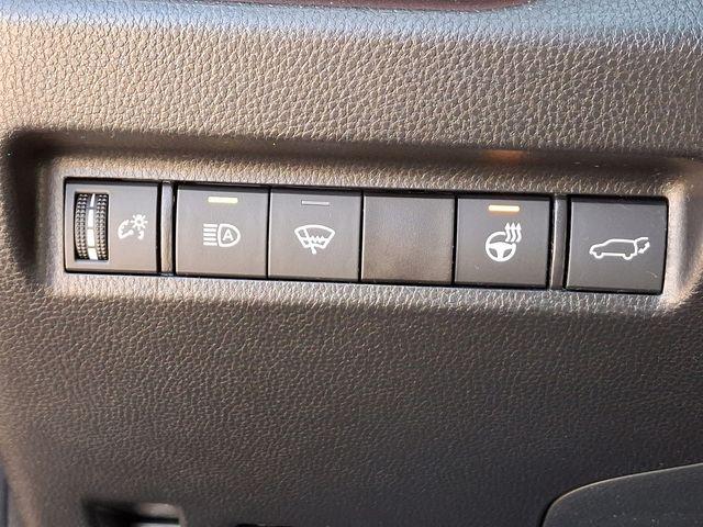 2021 Toyota RAV4 Hybrid Vehicle Photo in DANBURY, CT 06810-5034