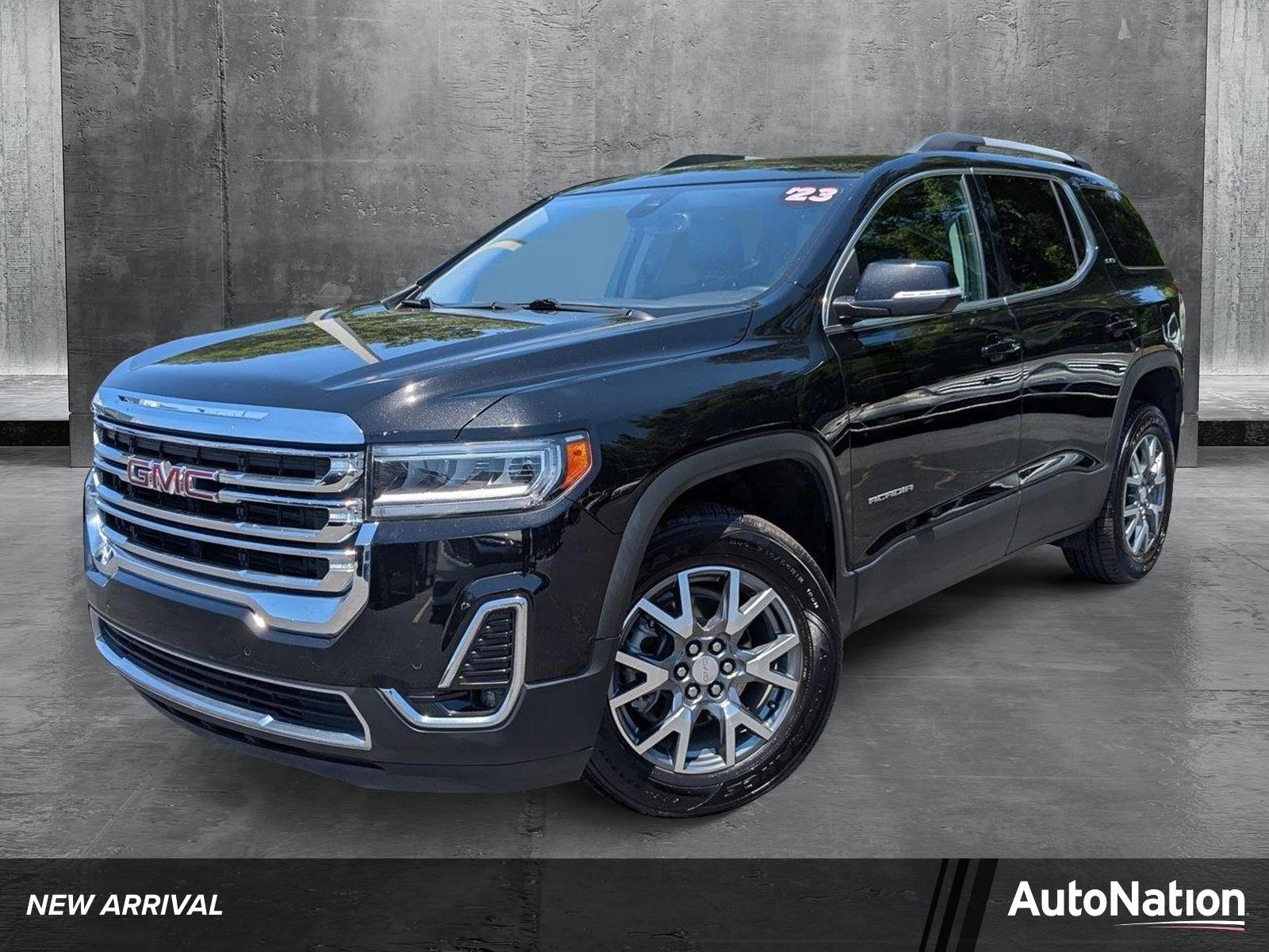 2023 GMC Acadia Vehicle Photo in Panama City, FL 32401