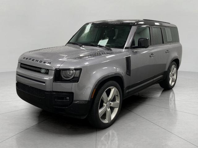 2024 Defender Vehicle Photo in Appleton, WI 54913