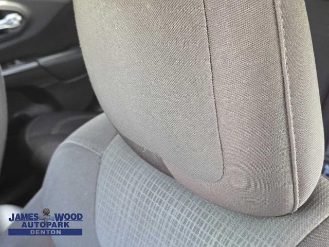 2016 Jeep Cherokee Vehicle Photo in DENTON, TX 76210-9321