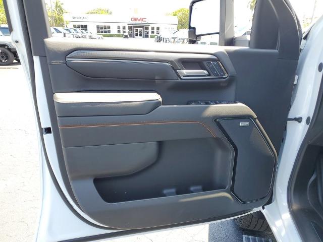2024 GMC Sierra 2500 HD Vehicle Photo in LIGHTHOUSE POINT, FL 33064-6849