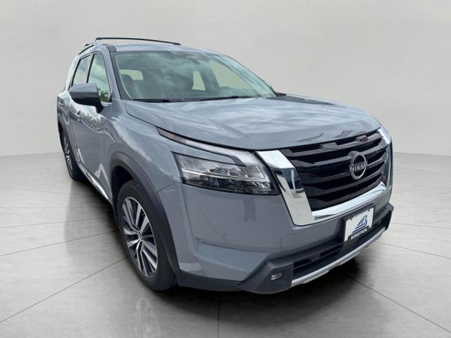 2022 Nissan Pathfinder Vehicle Photo in Appleton, WI 54913