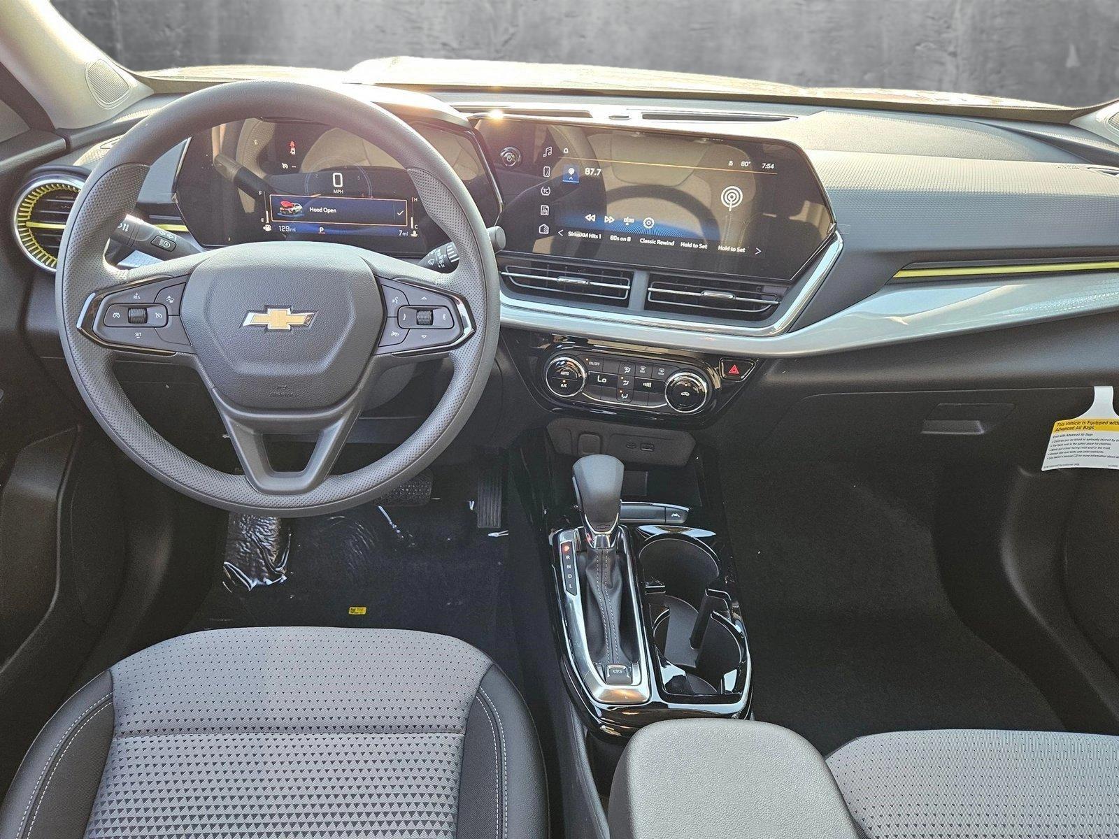 2025 Chevrolet Trax Vehicle Photo in GREENACRES, FL 33463-3207