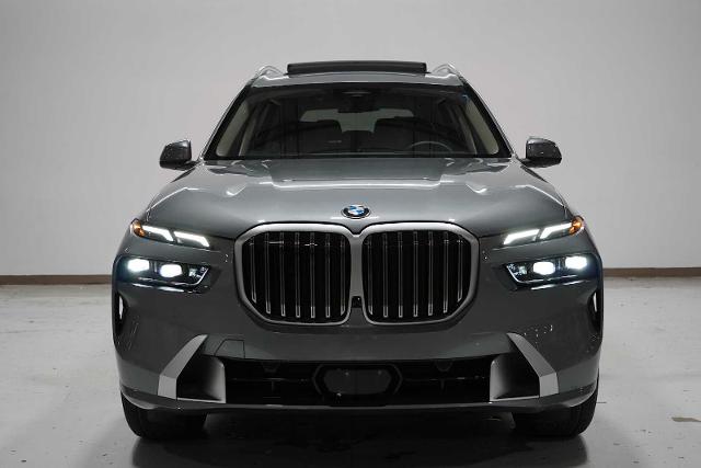 2025 BMW X7 xDrive40i Vehicle Photo in GRAPEVINE, TX 76051