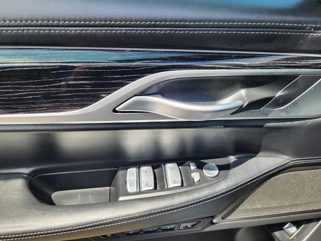 2021 BMW 740i Vehicle Photo in HOUSTON, TX 77079