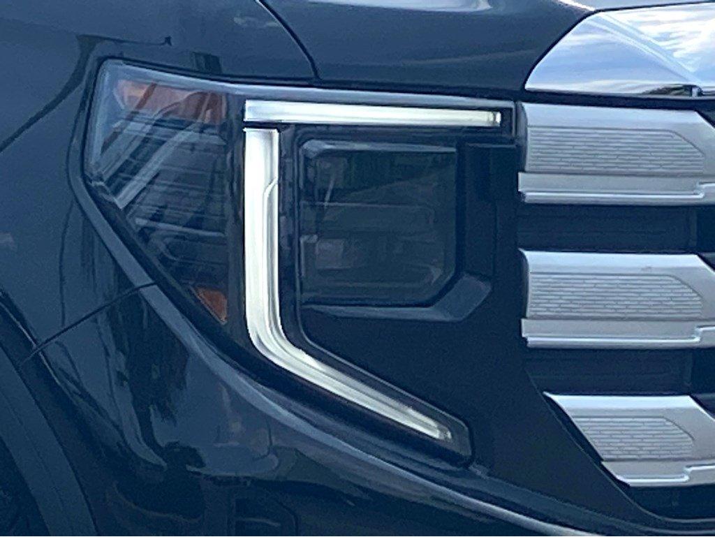 2024 GMC Sierra 1500 Vehicle Photo in SAVANNAH, GA 31406-4513