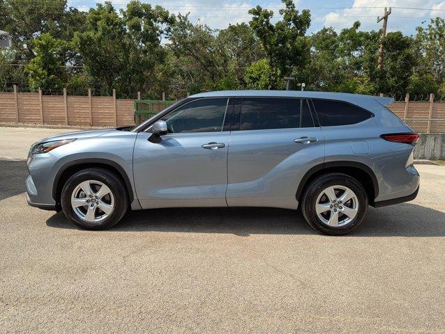 2022 Toyota Highlander Vehicle Photo in San Antonio, TX 78230