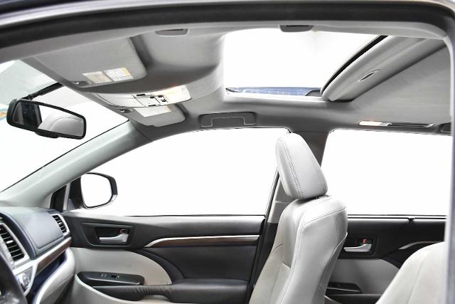 2015 Toyota Highlander Vehicle Photo in DALLAS, TX 75235