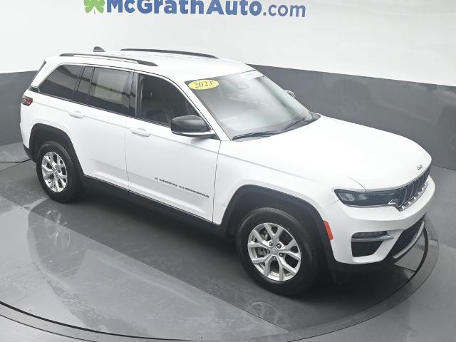 2023 Jeep Grand Cherokee Vehicle Photo in Cedar Rapids, IA 52402