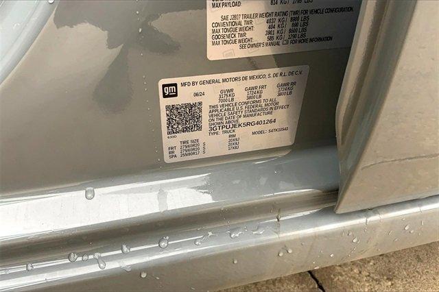 2024 GMC Sierra 1500 Vehicle Photo in TOPEKA, KS 66609-0000