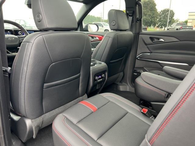 2025 Chevrolet Traverse Vehicle Photo in GREEN BAY, WI 54304-5303