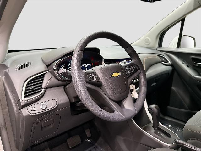 2022 Chevrolet Trax Vehicle Photo in EVERETT, WA 98203-5662
