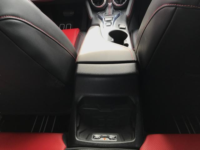2022 Chevrolet Camaro Vehicle Photo in GREEN BAY, WI 54303-3330