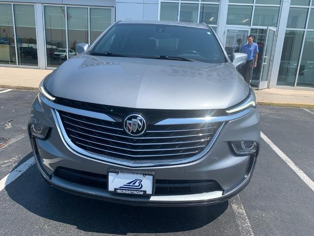 2024 Buick Enclave Vehicle Photo in GREEN BAY, WI 54304-5303