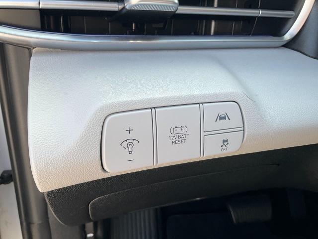 2023 Hyundai ELANTRA Hybrid Vehicle Photo in Kaukauna, WI 54130
