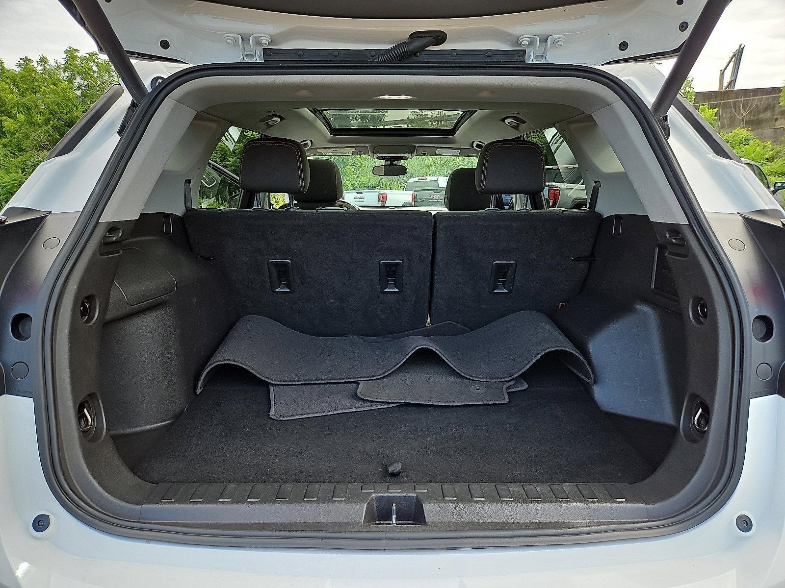 2021 GMC Terrain Vehicle Photo in Trevose, PA 19053