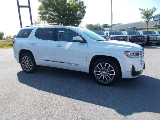 2023 GMC Acadia Vehicle Photo in LOWELL, MA 01852-4336