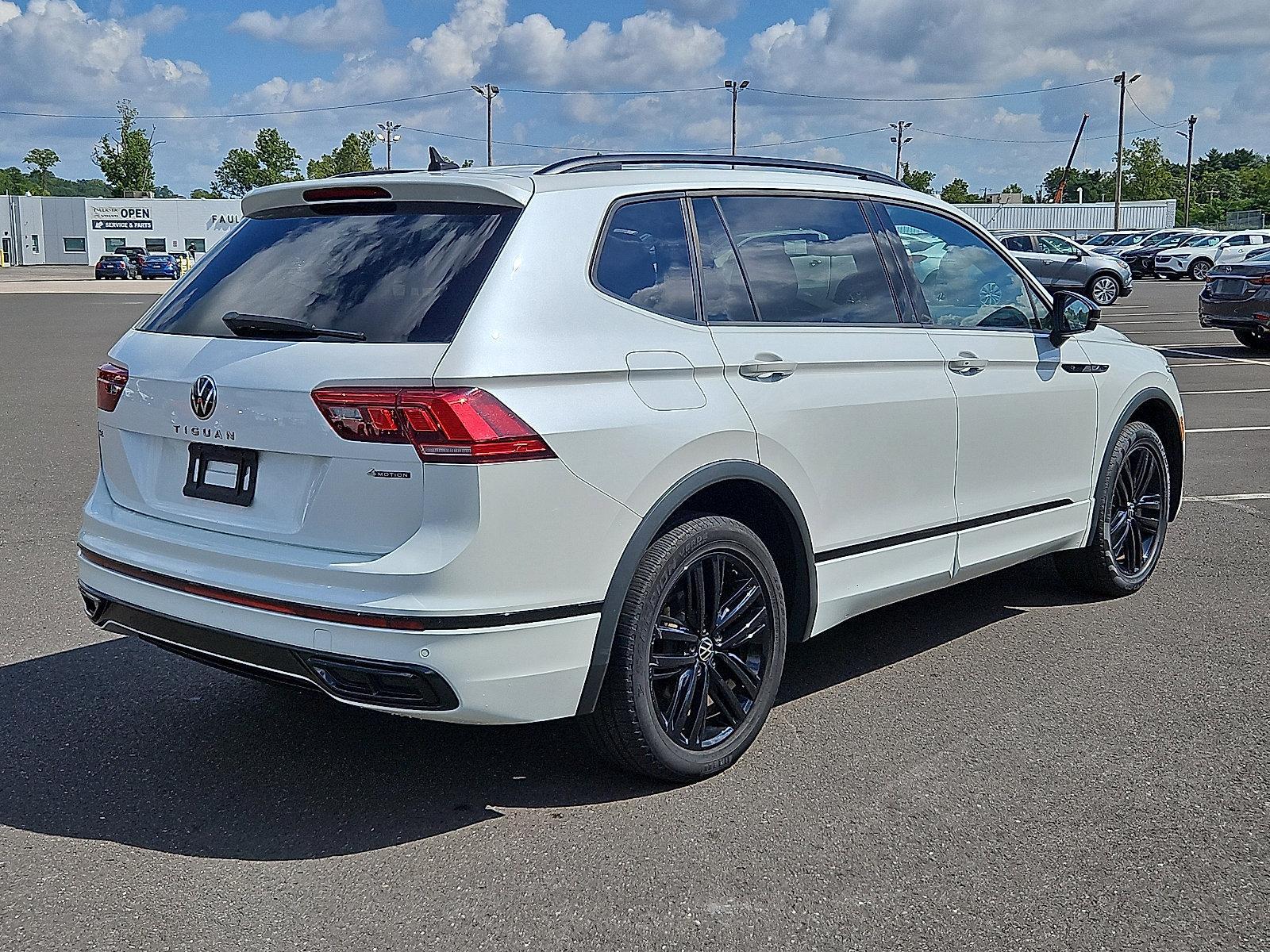 2022 Volkswagen Tiguan Vehicle Photo in Trevose, PA 19053