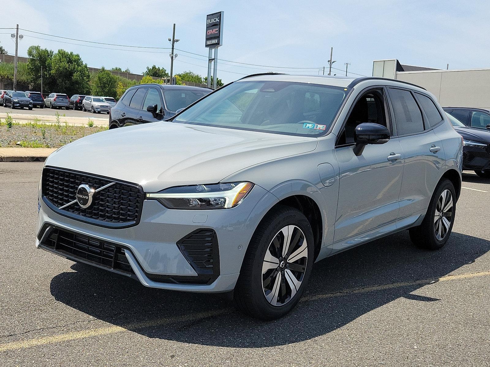 2025 Volvo XC60 Plug-In Hybrid Vehicle Photo in Trevose, PA 19053