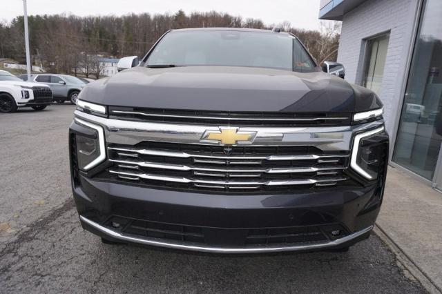 2025 Chevrolet Suburban Vehicle Photo in FAIRMONT, WV 26554-2318