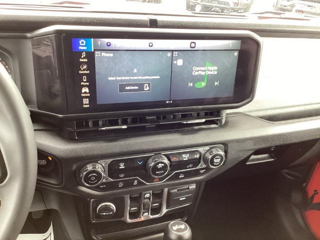 2024 Jeep Wrangler Vehicle Photo in Gardner, MA 01440