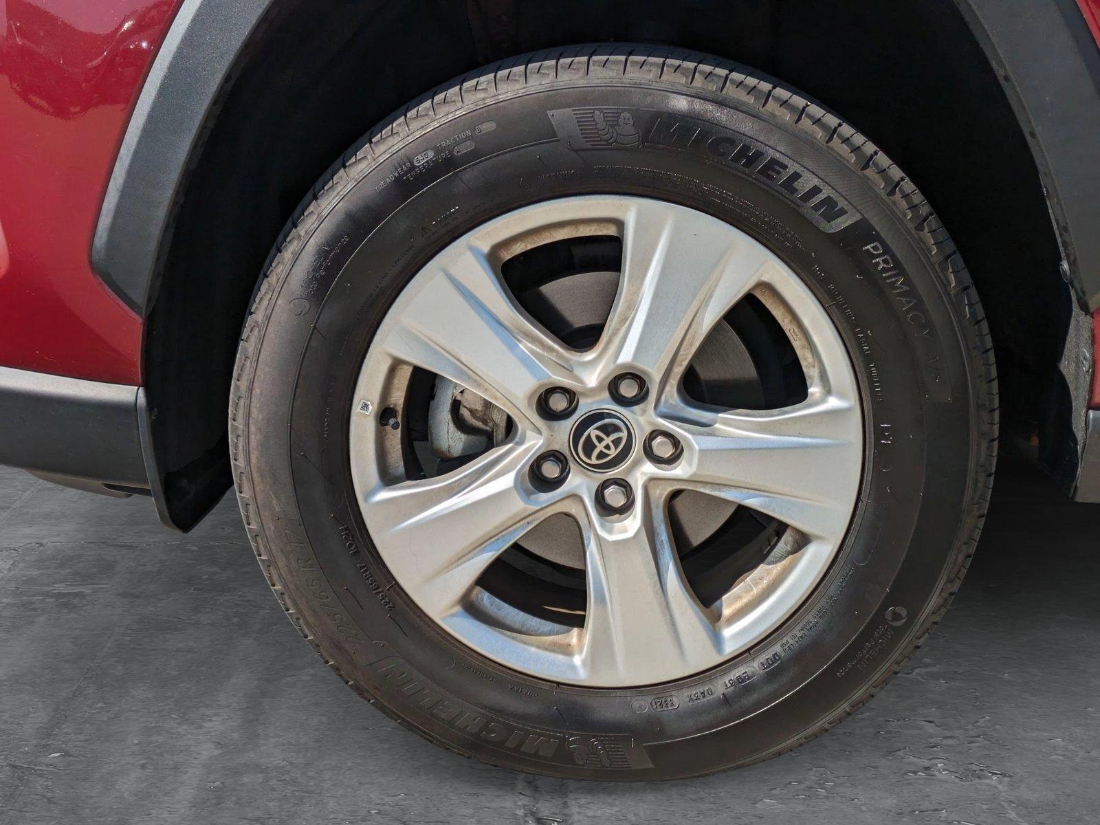 2021 Toyota RAV4 Vehicle Photo in Rockville, MD 20852
