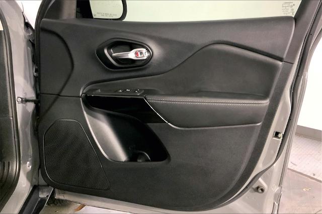 2023 Jeep Cherokee Vehicle Photo in Lees Summit, MO 64086