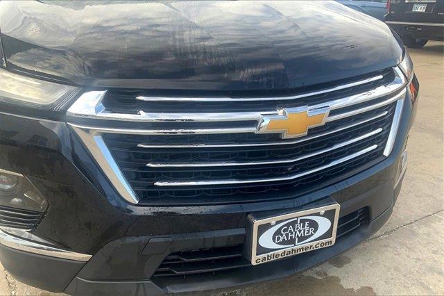 2022 Chevrolet Traverse Vehicle Photo in TOPEKA, KS 66609-0000