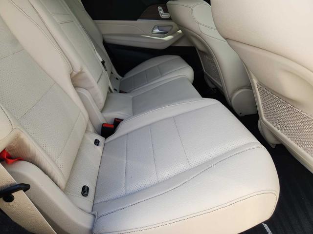 2025 Mercedes-Benz GLS Vehicle Photo in HOUSTON, TX 77079