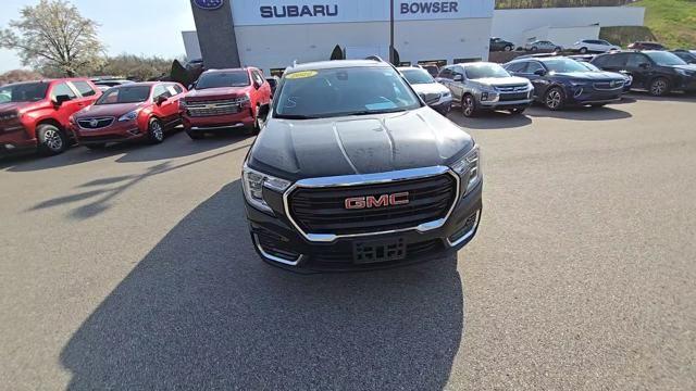 2022 GMC Terrain Vehicle Photo in Pleasant Hills, PA 15236