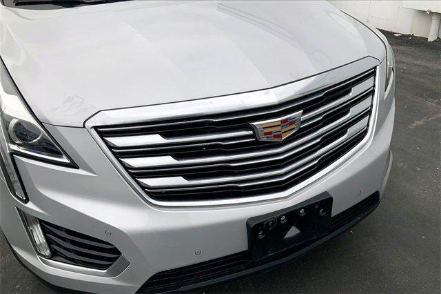 2017 Cadillac XT5 Vehicle Photo in INDEPENDENCE, MO 64055-1377