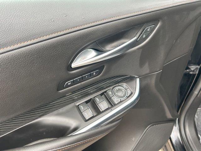 2019 Cadillac XT4 Vehicle Photo in MEDINA, OH 44256-9631