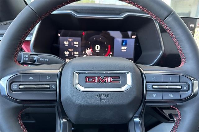 2025 GMC Canyon Vehicle Photo in ELK GROVE, CA 95757-8703
