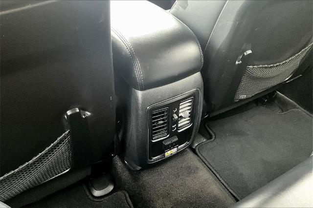 2012 Jeep Grand Cherokee Vehicle Photo in Houston, TX 77007