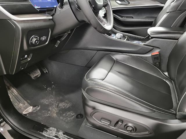 2024 Jeep Grand Cherokee L Vehicle Photo in APPLETON, WI 54914-8833