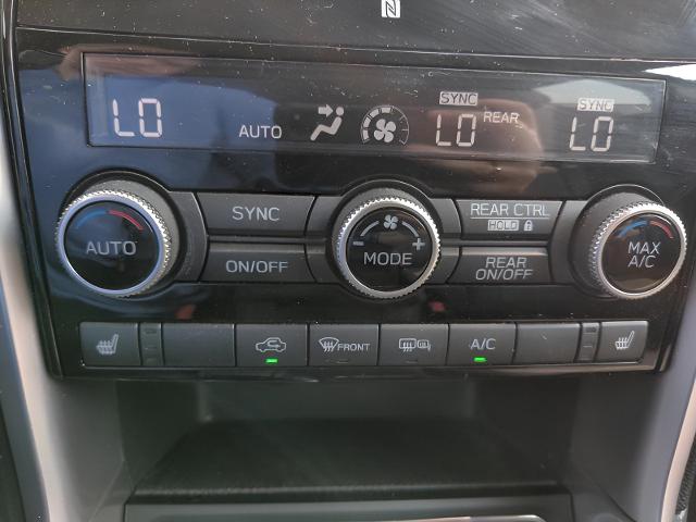 2020 Subaru Ascent Vehicle Photo in Green Bay, WI 54304