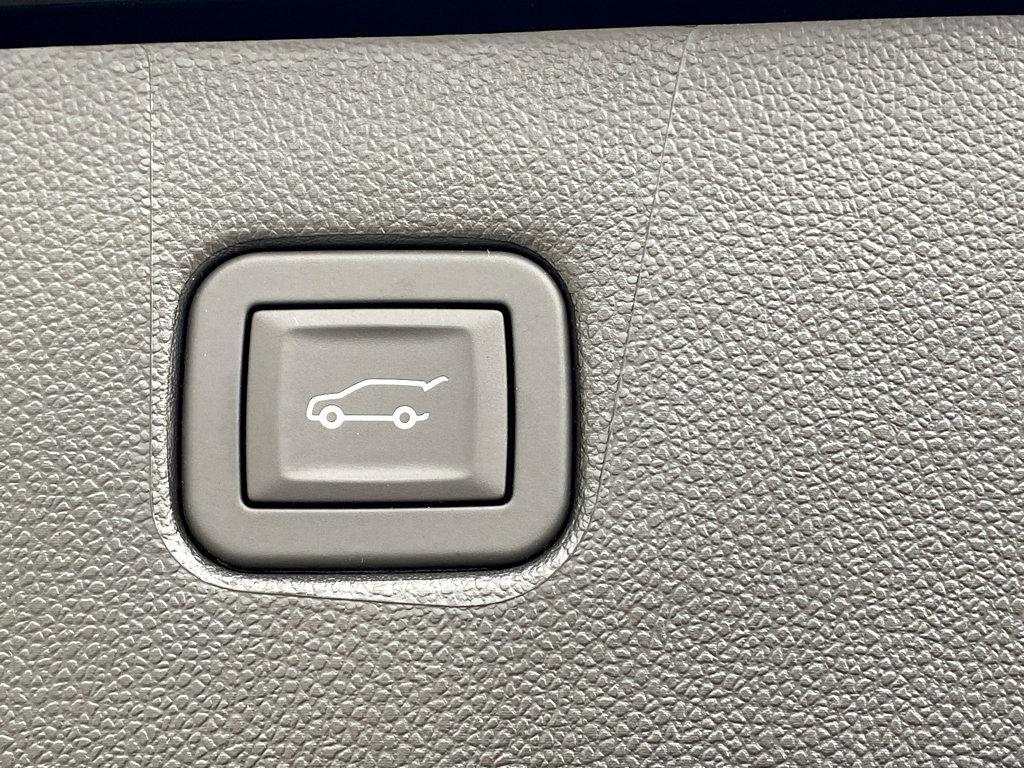 2025 Chevrolet Blazer Vehicle Photo in POOLER, GA 31322-3252